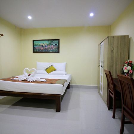 Sri Siam Resort Kanchanaburi City Exteriör bild
