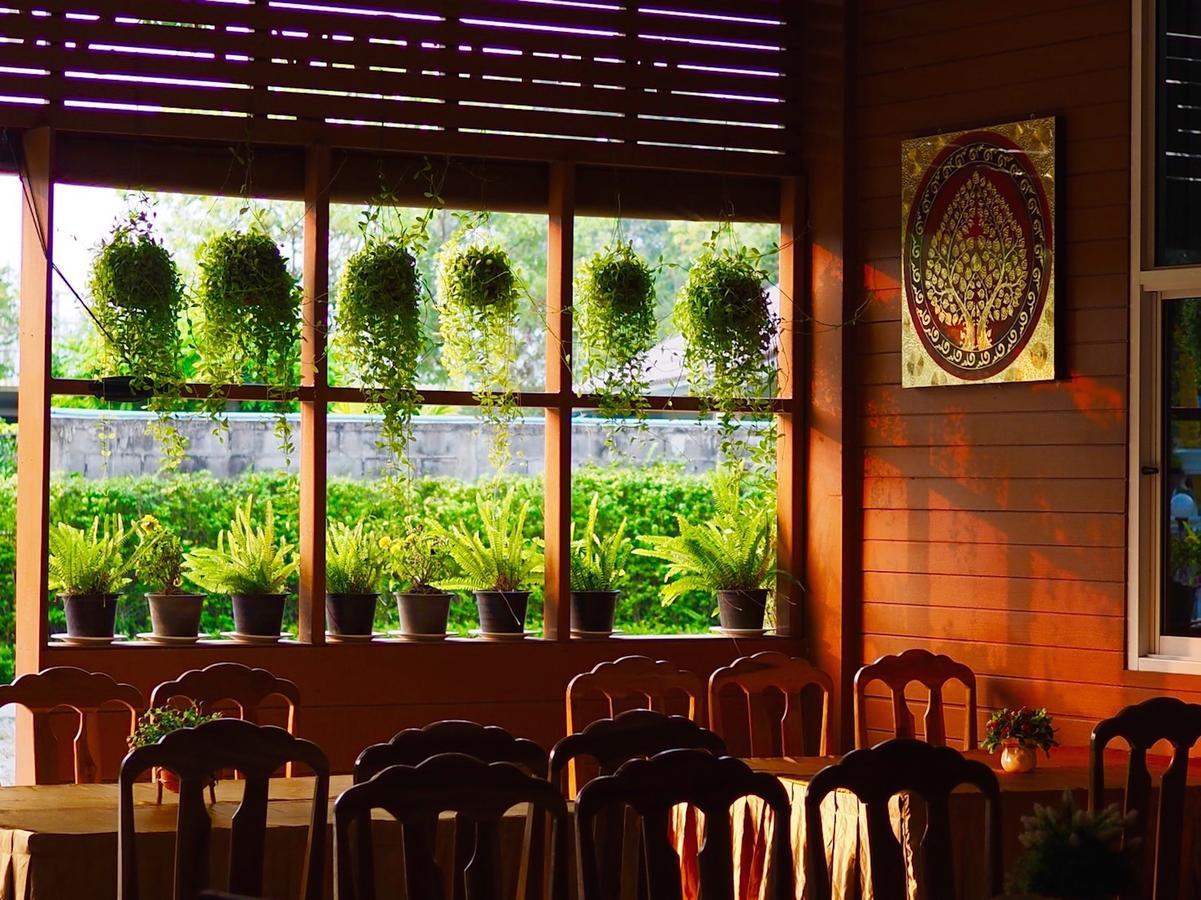 Sri Siam Resort Kanchanaburi City Exteriör bild
