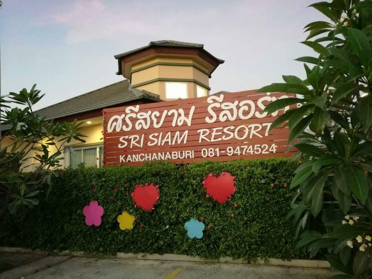 Sri Siam Resort Kanchanaburi City Exteriör bild